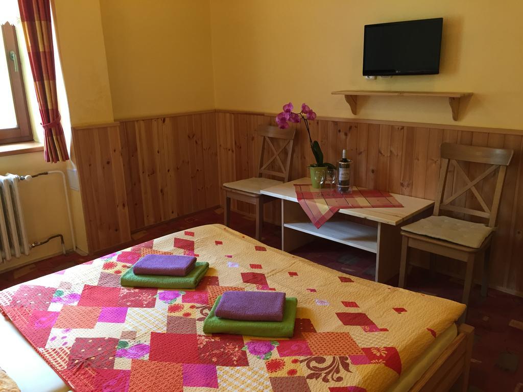 Pension Horske Zatisi Horní Mísečky Exterior foto
